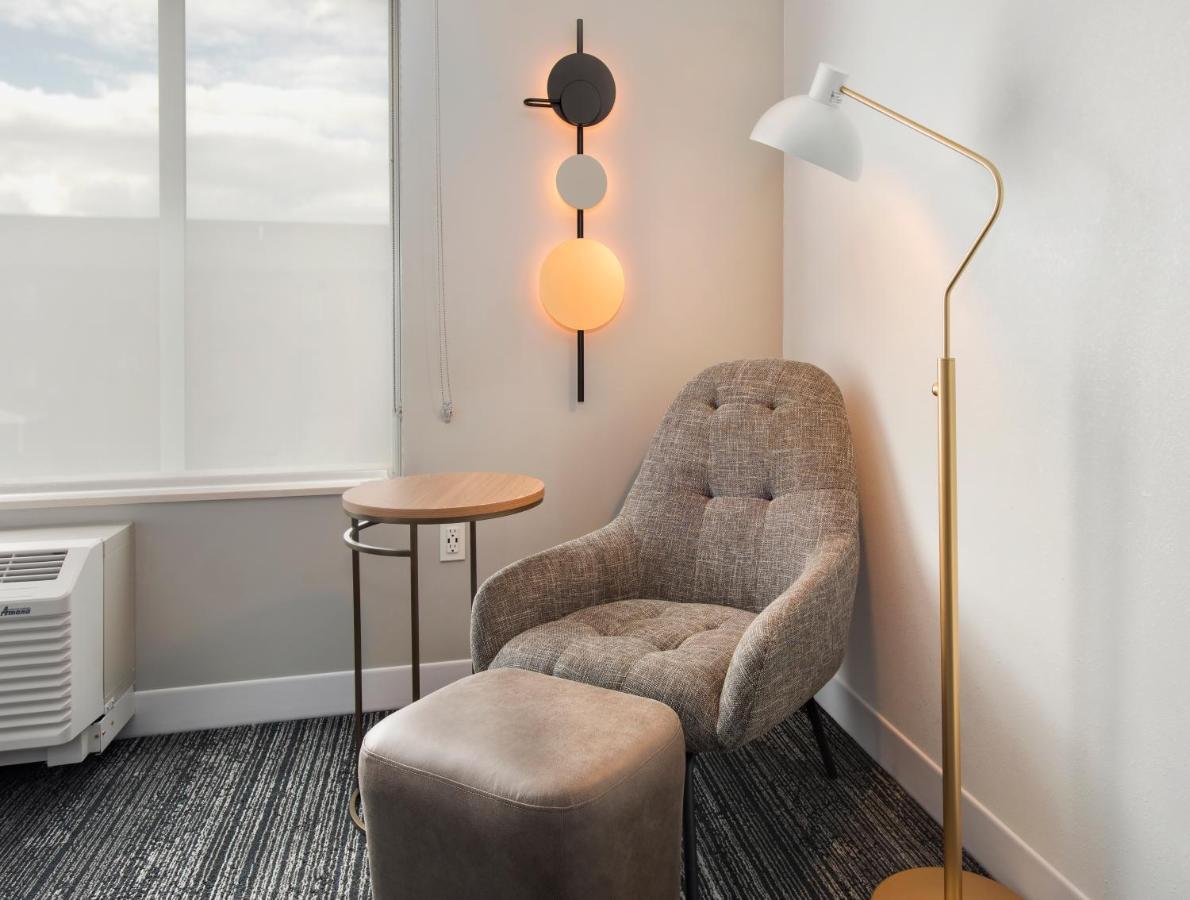 Towneplace Suites Portland Airport Me South Portland Eksteriør bilde