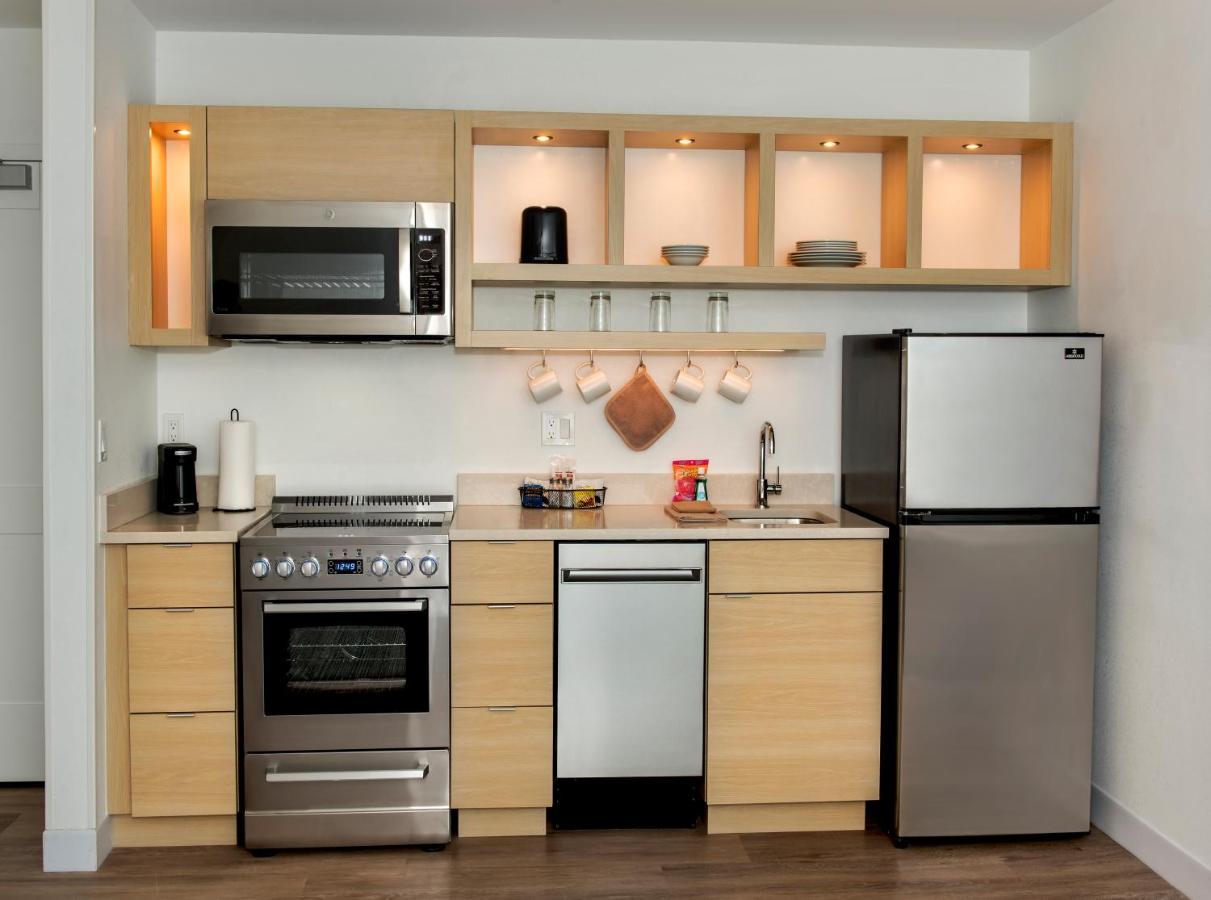 Towneplace Suites Portland Airport Me South Portland Eksteriør bilde