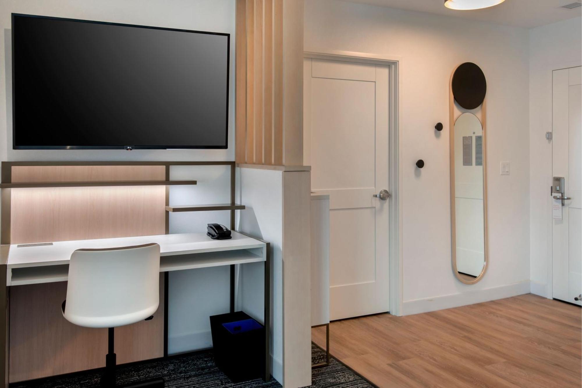Towneplace Suites Portland Airport Me South Portland Eksteriør bilde