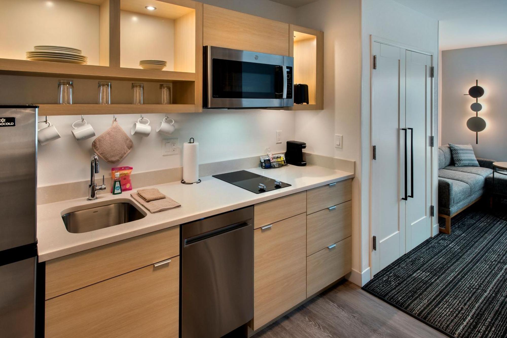 Towneplace Suites Portland Airport Me South Portland Eksteriør bilde
