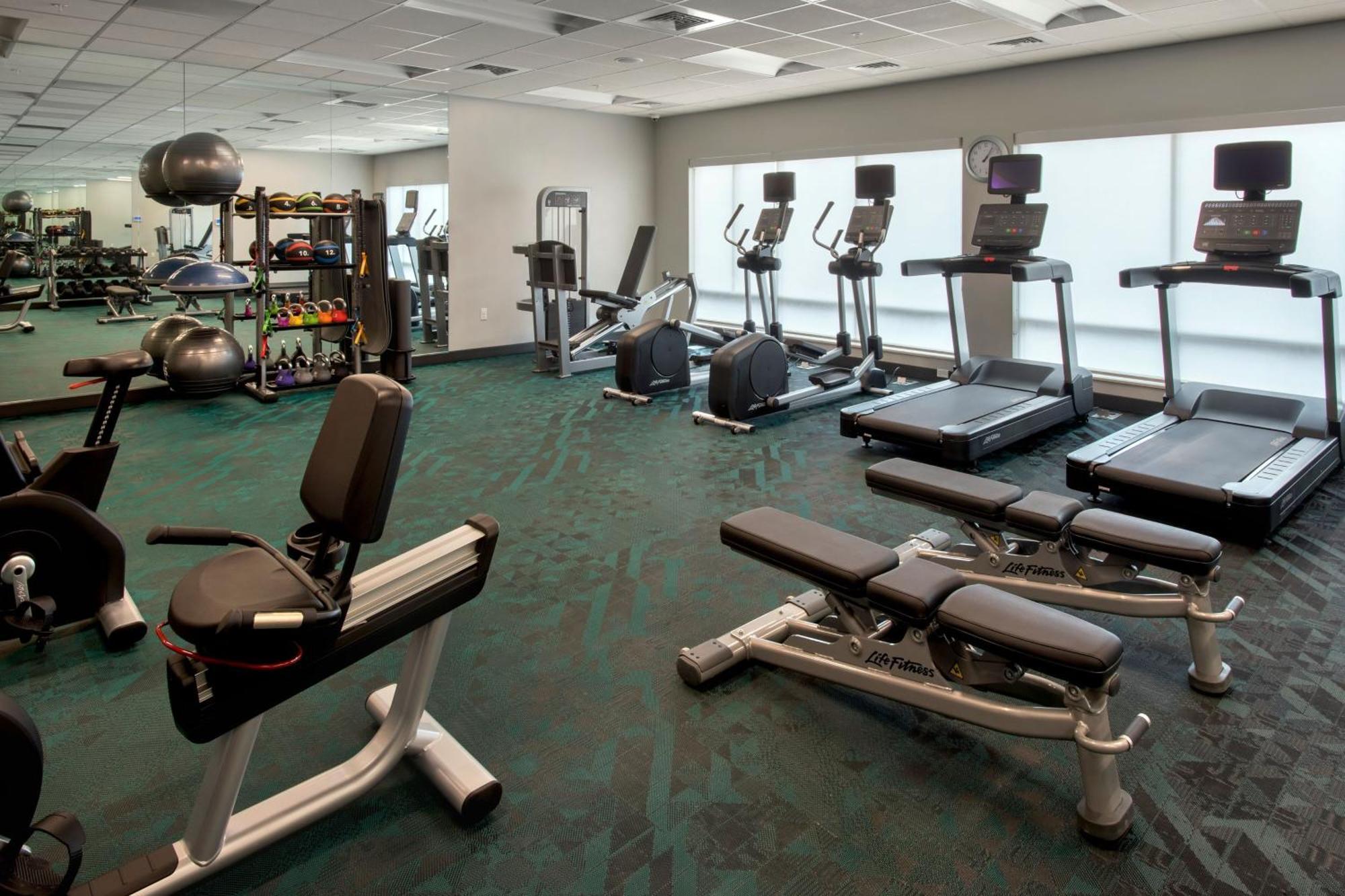 Towneplace Suites Portland Airport Me South Portland Eksteriør bilde